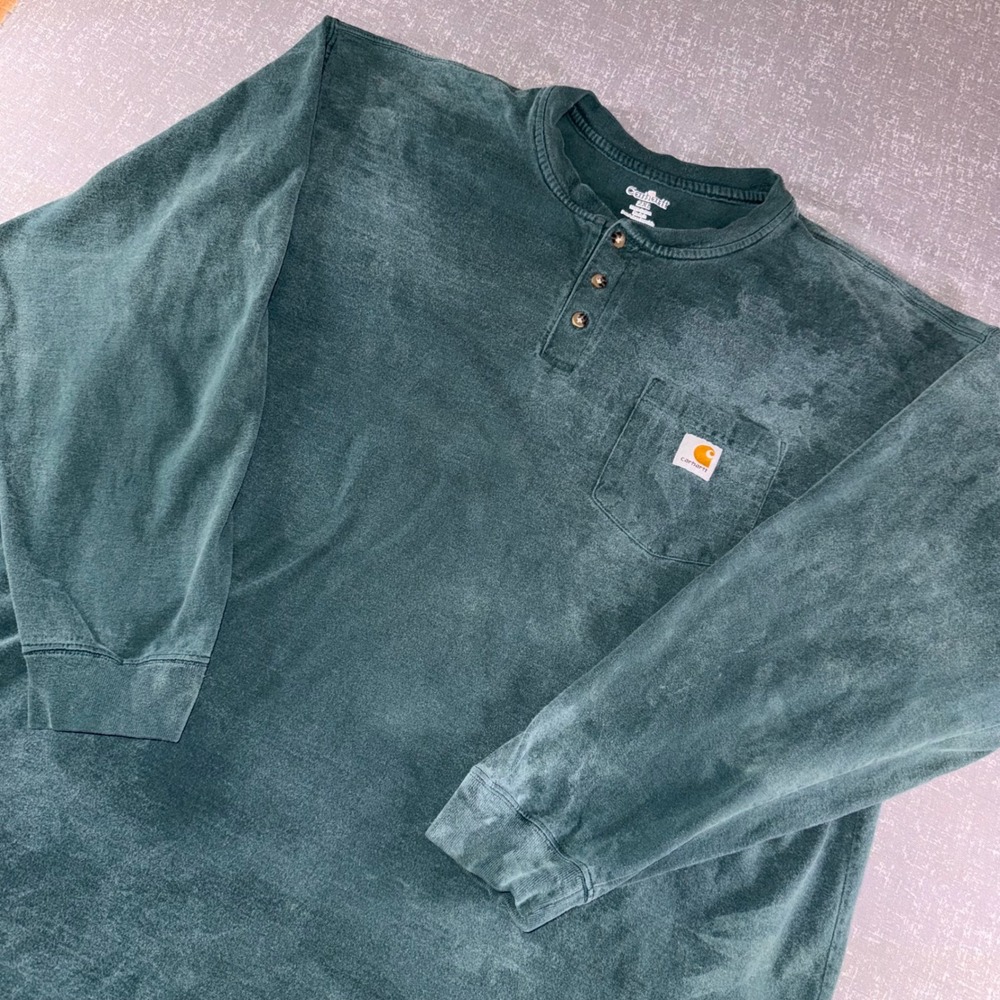 Carhartt Mens 2XL Long Sleeve Henley Shirt Green Faded Pocket Logo Workwear